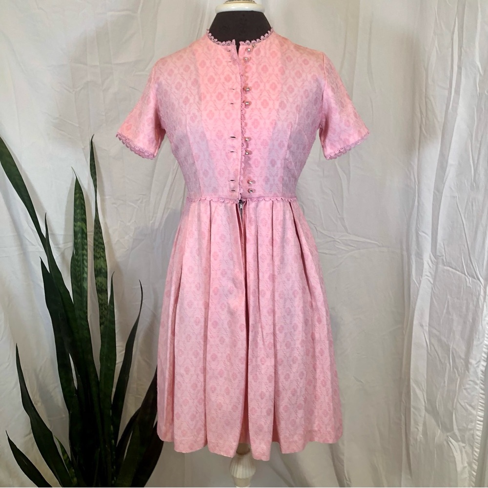 Vintage 1960s-70s Woven Cotton Jacquard Lace Trimmed Pastel Pink Dress